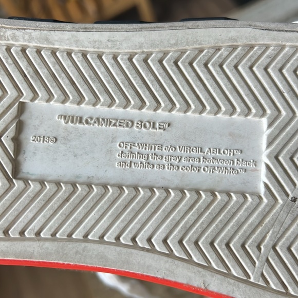 - Off White Volc Low White & Black Arrow (42) - Picture 13 of 15